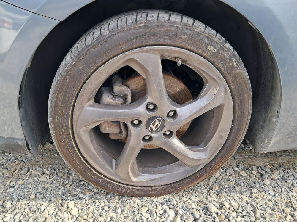 Fuse Box Engine Left Hand Engine Compartment Fits 19-21 VELOSTER 4864727