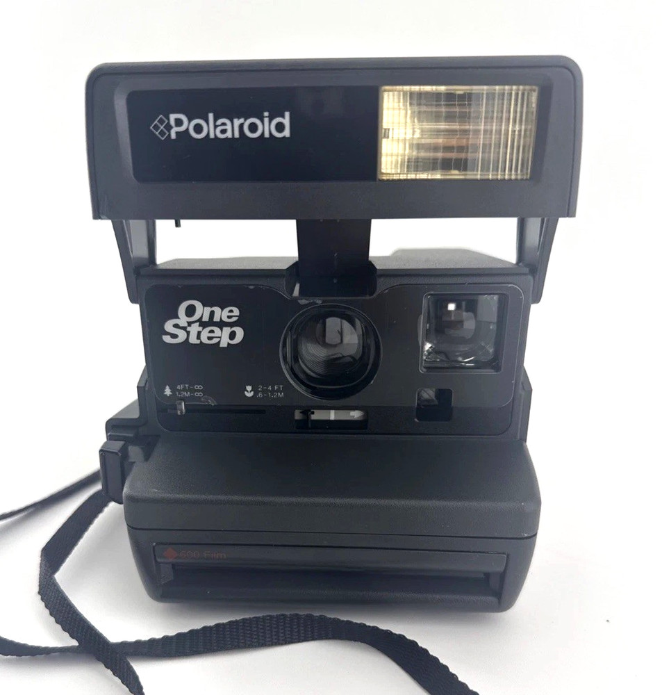 Polaroid OneStep 600 Instant Camera Black