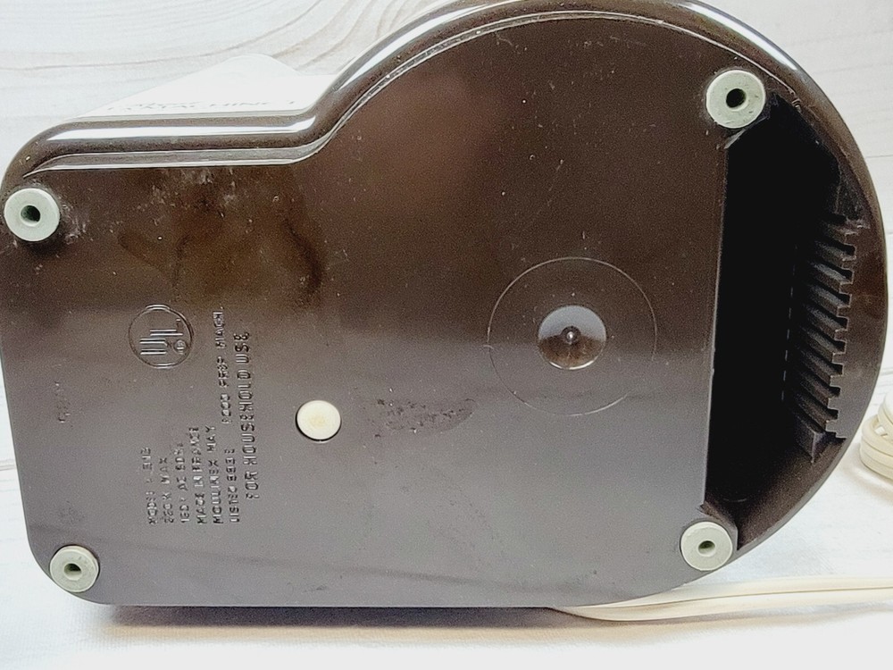 Regal La Machine 1 Model V813 Food Processor Replacement Part, Base Tested