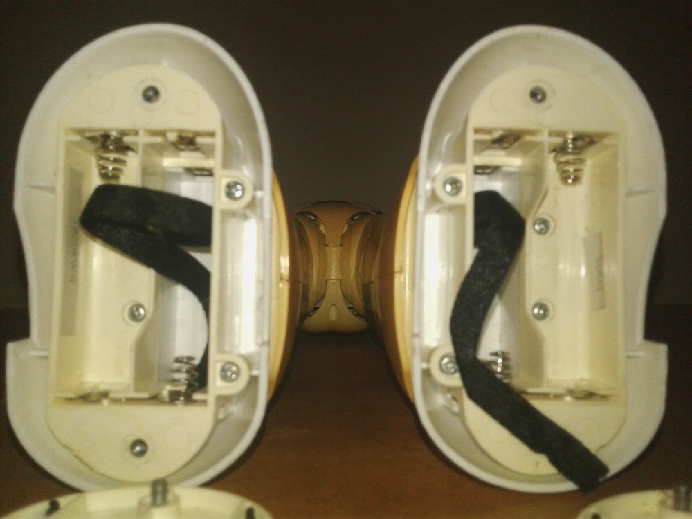 WOWWEE FEMISAPIEN ROBOT