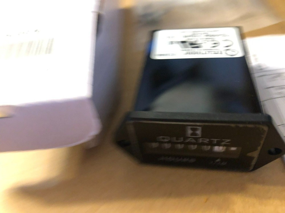 TRUMETER 732-0004 Hour Meter DC Quartz 2-Hole Rectangular