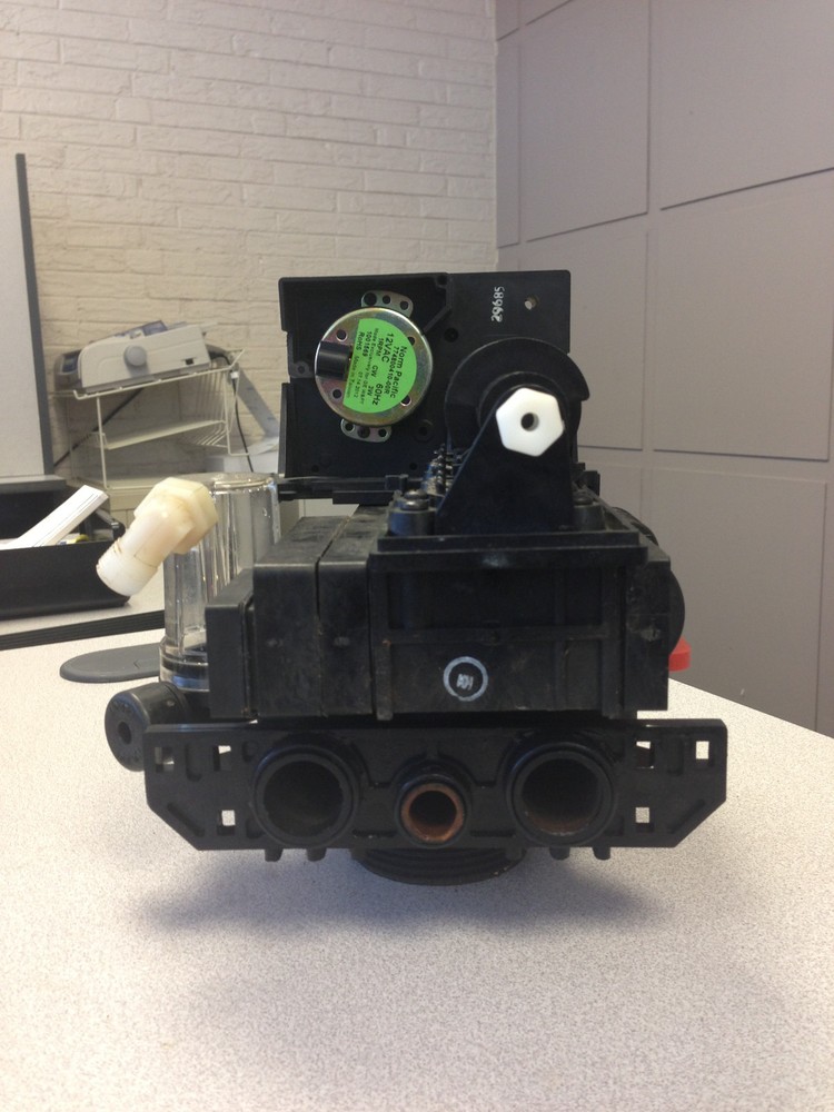 Fully Reconditioned Autotrol 255 Water Softener Control Valve