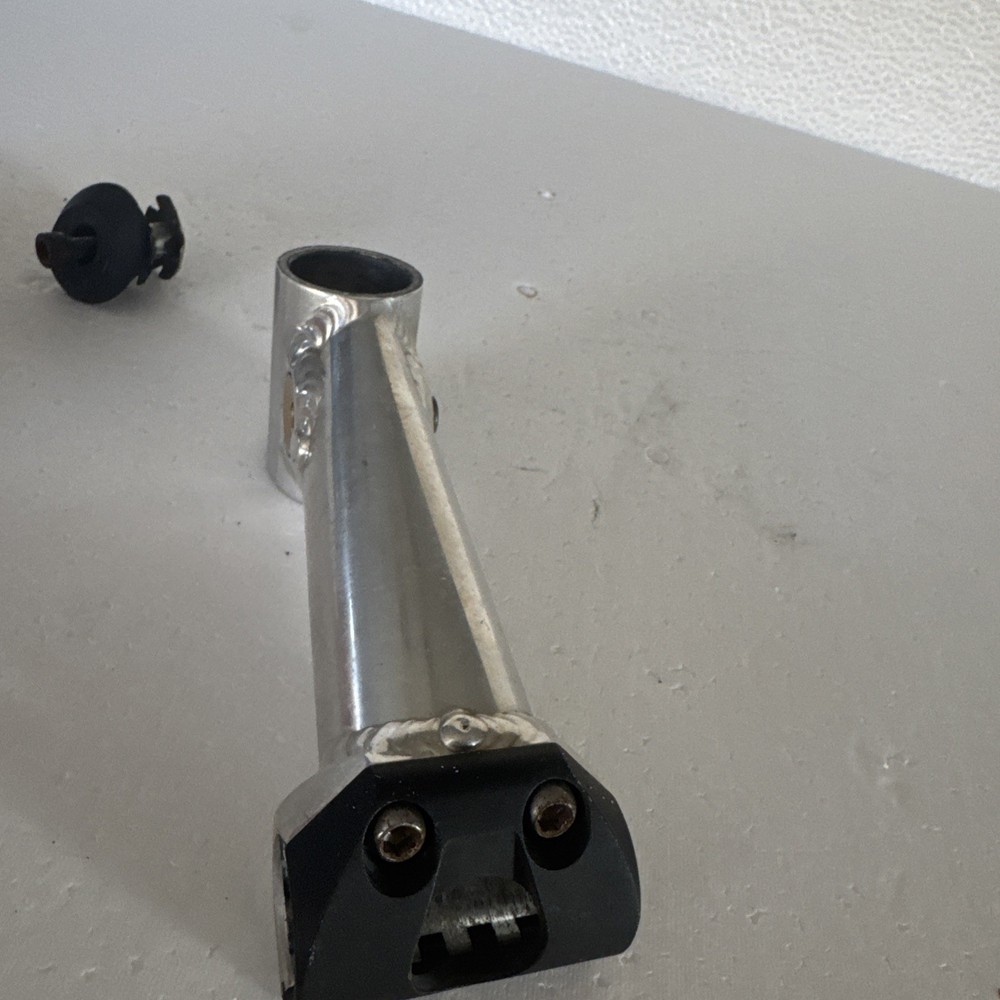 Syncros Cattleprod Stem 1-1/8” x 24.3” Silver