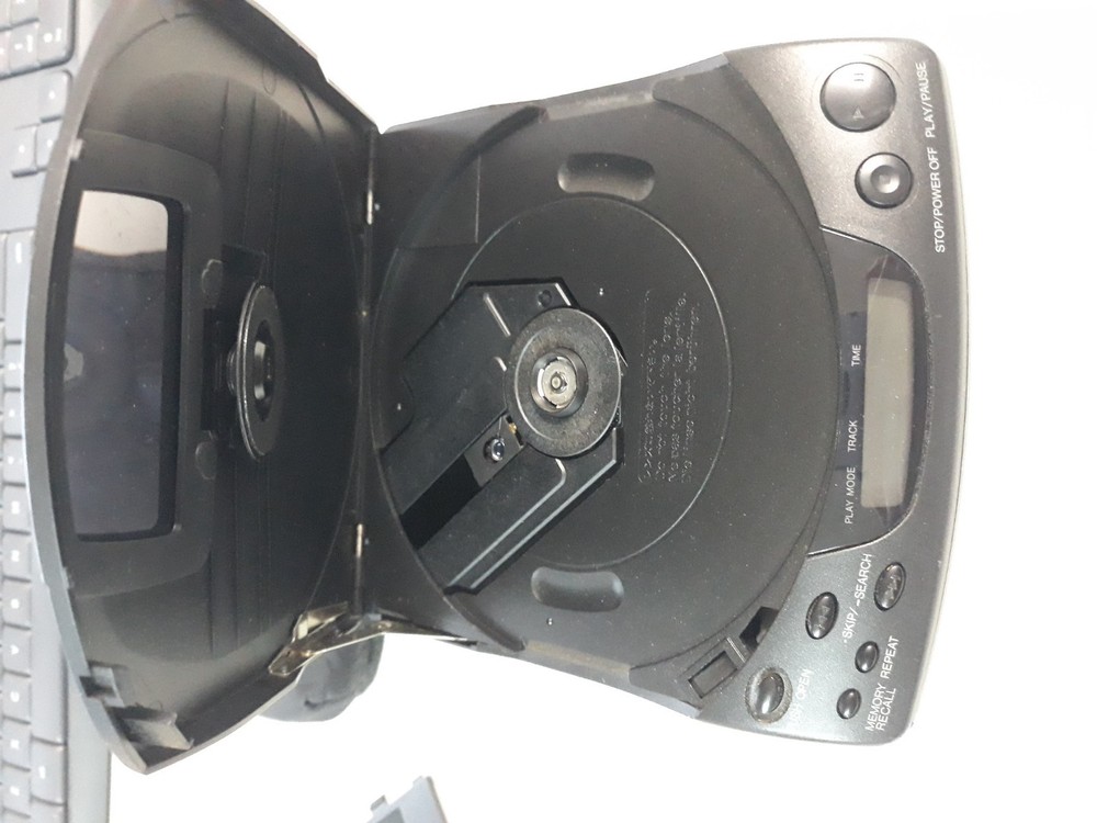 Technics SL-XP300 CD Player Discman CD Walkman not working Black