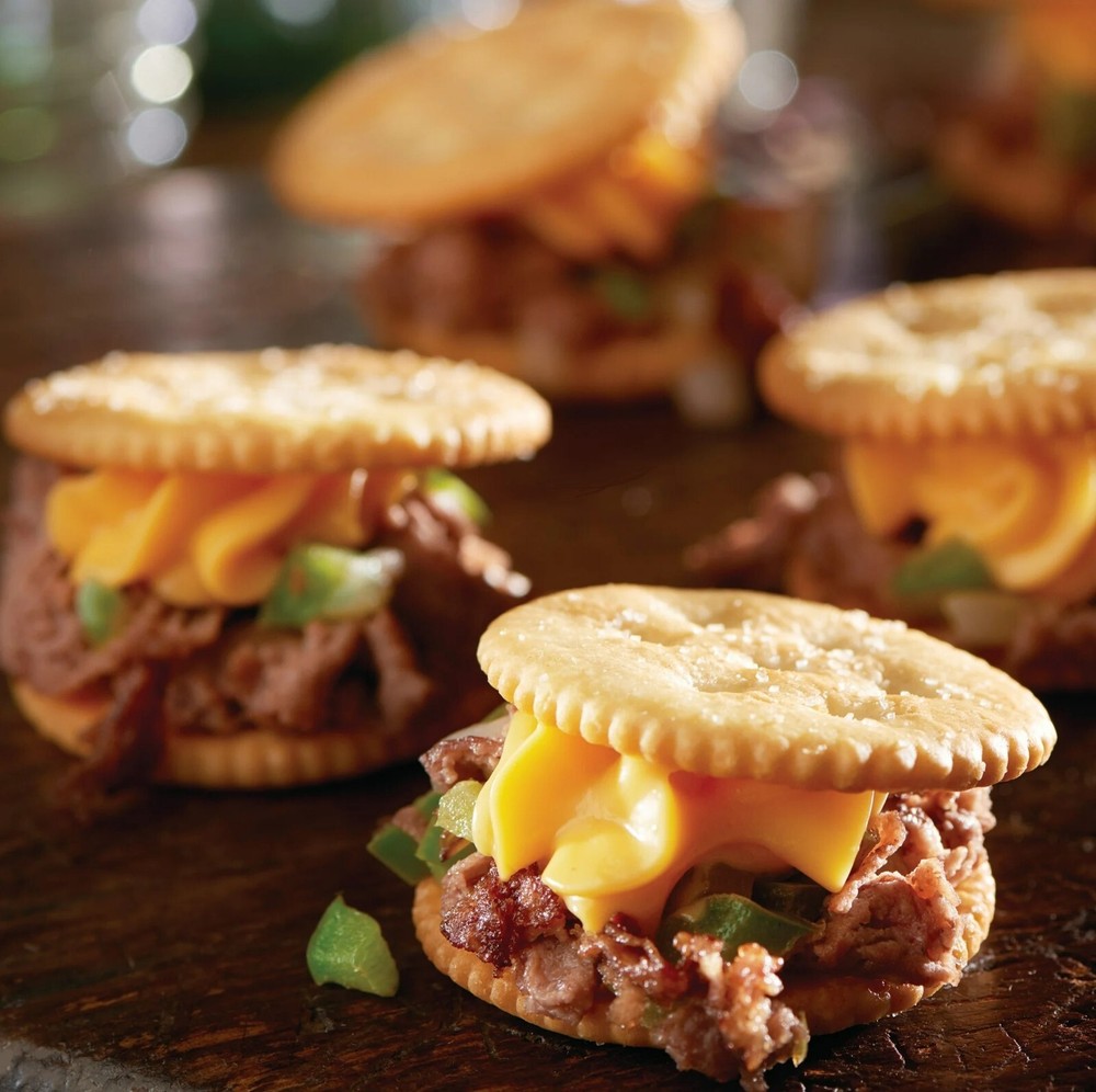 Cheddar Cheese Easy Cheese Snack, 8 oz Can