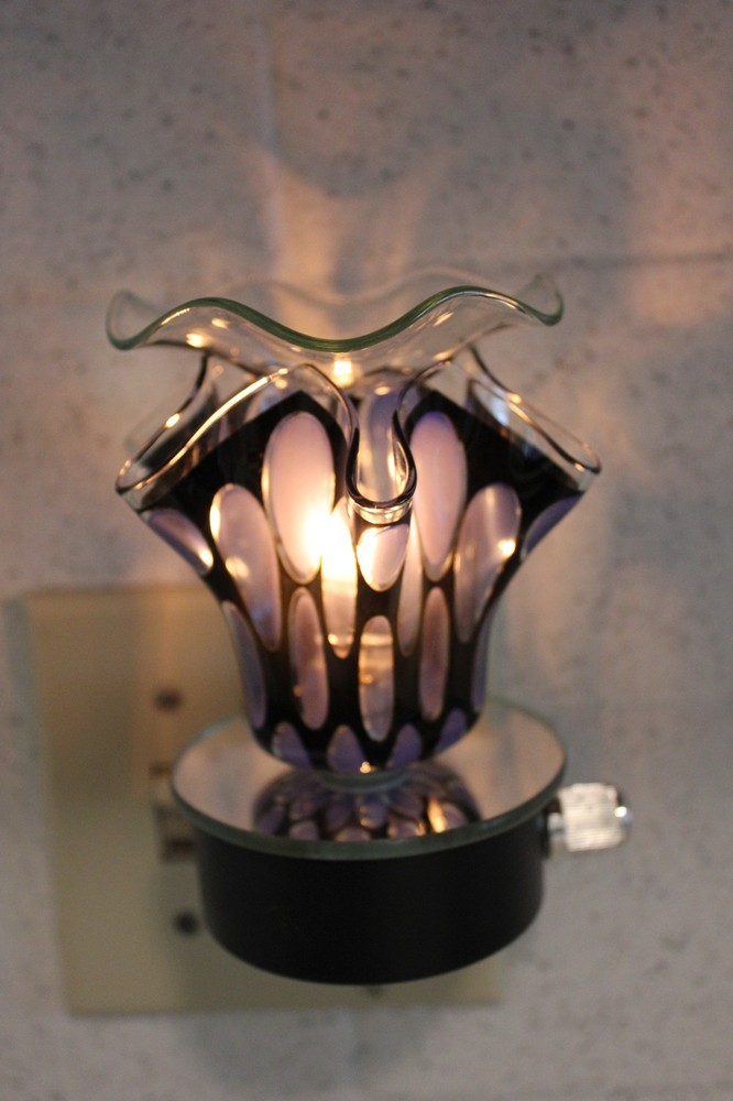Aromatherapy Night Light, Electric Oil Warmer w/ Dimmer, Wall plug vertical only