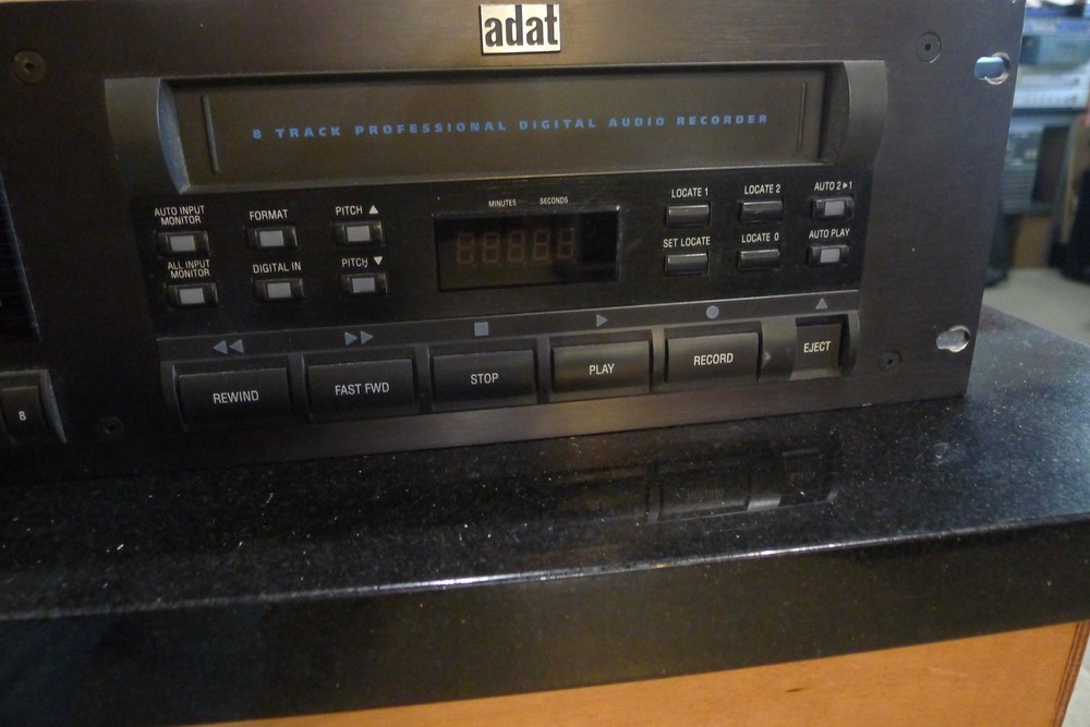 Alesis ADAT