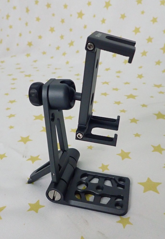 BENRO ARCASMART Kickstand Smartphone Adapter