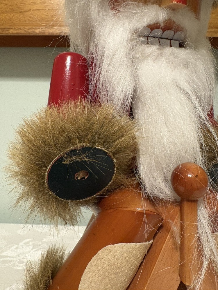 STEINBACH 14" Nutcracker The Sovereign GENGHIS KHAN. Missing Weapons. As Is.