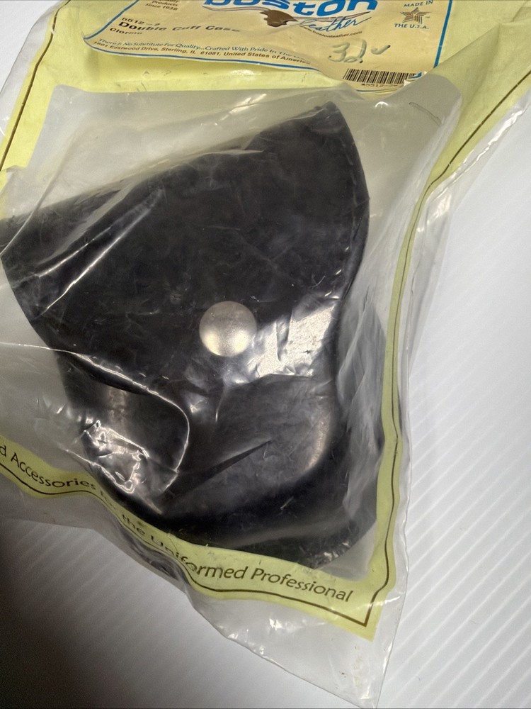 Boston Leather Double Cuff Case Shiny- 5512