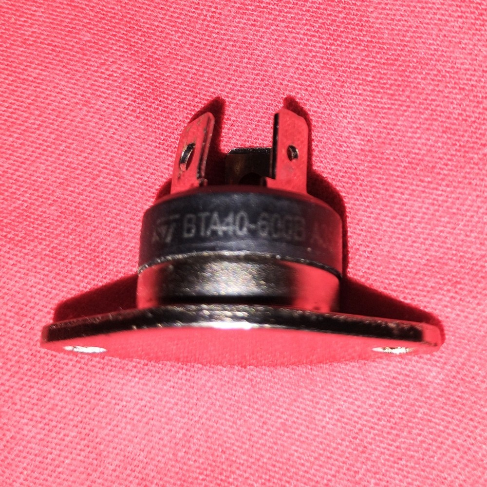 ST Microelectronics BTA40-600B Panel Mount 3-Pin Triac