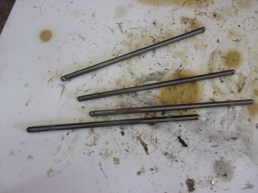 2009 HARLEY DAVIDSON XL 883 ENGINE PUSH RODS