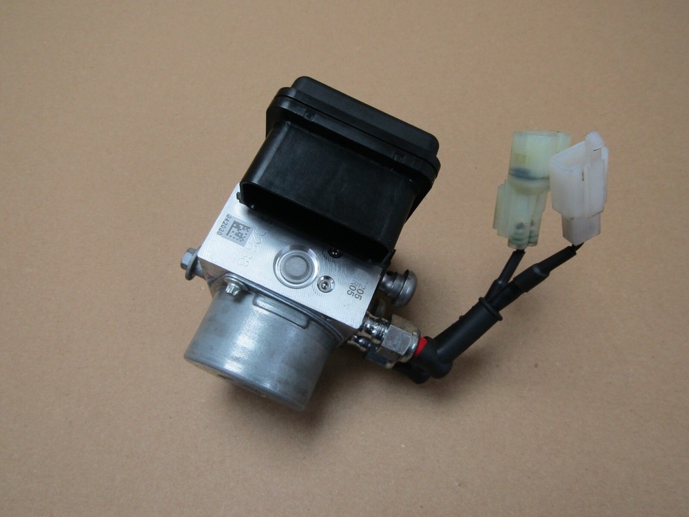 KTM 890 Duke GP 2022 ABS pump control unit module (12509)