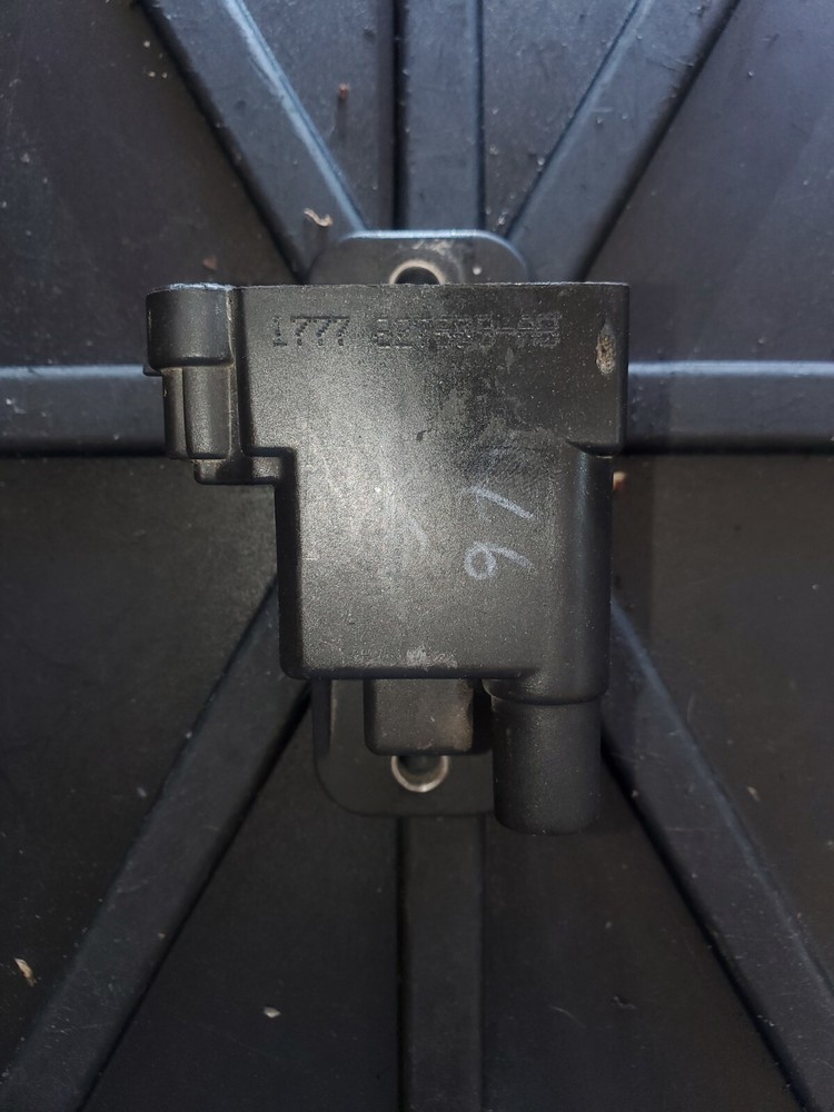 MERCURY MARINE IGNITON COIL CDM MODULE  827509A4, 827509A10