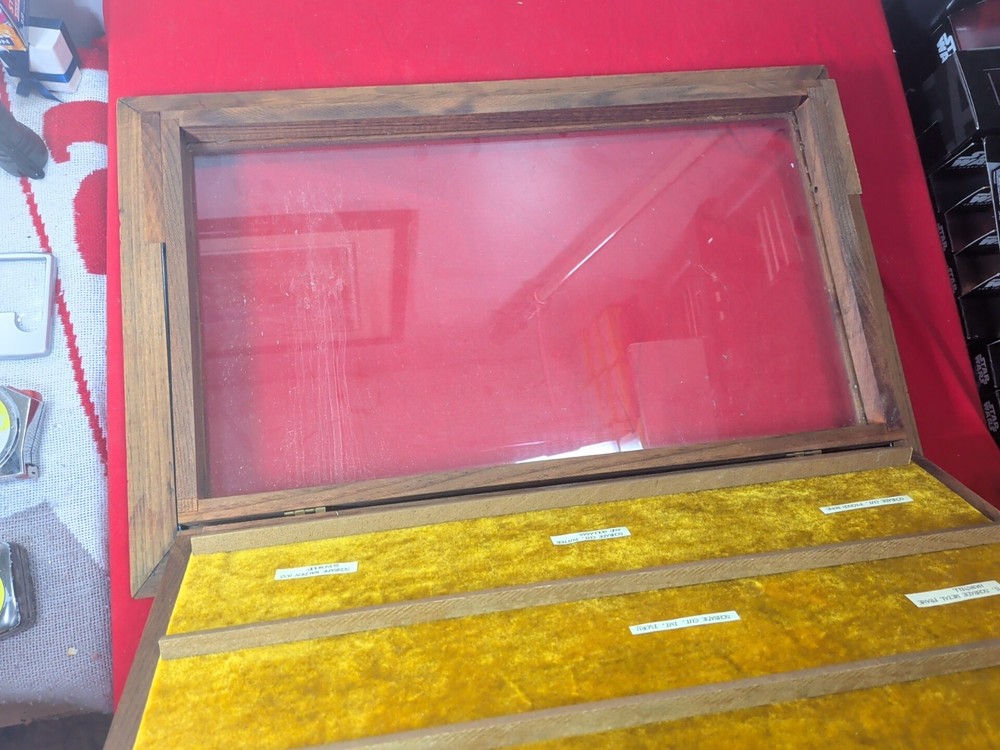 Schrade Vintage Wood Display Case