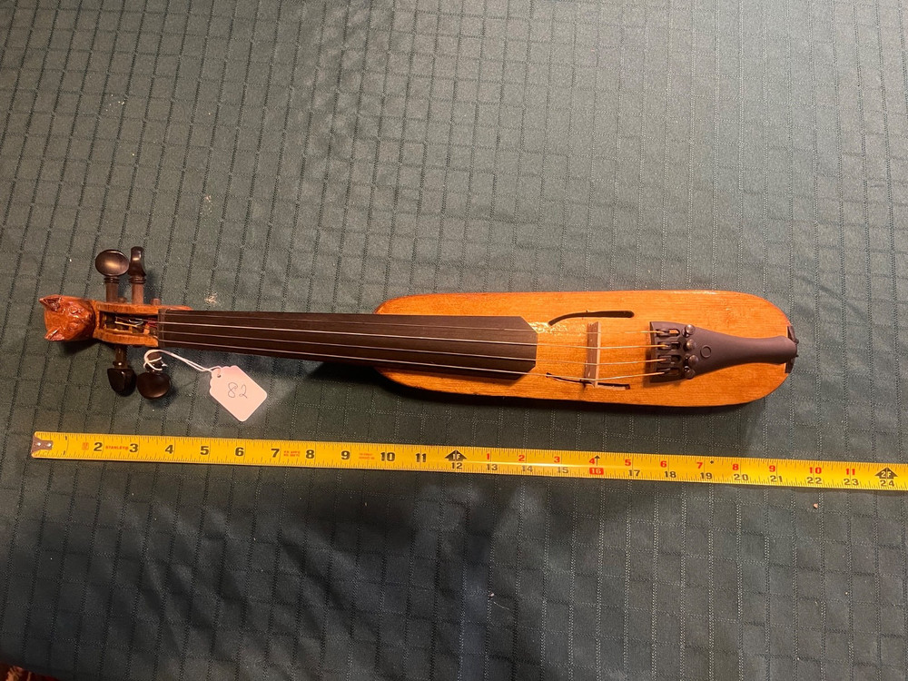 cat head pocket fiddle, kit, pochette