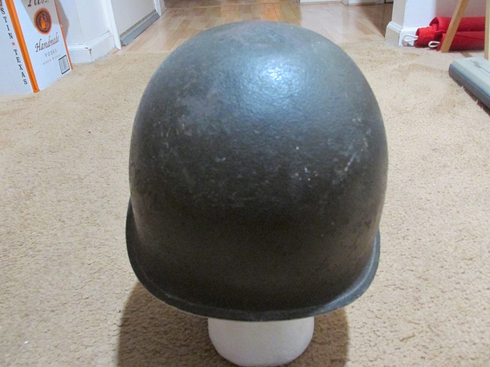 WW2 M1 fixed Bail helmet Named Lieutenant Capac liner