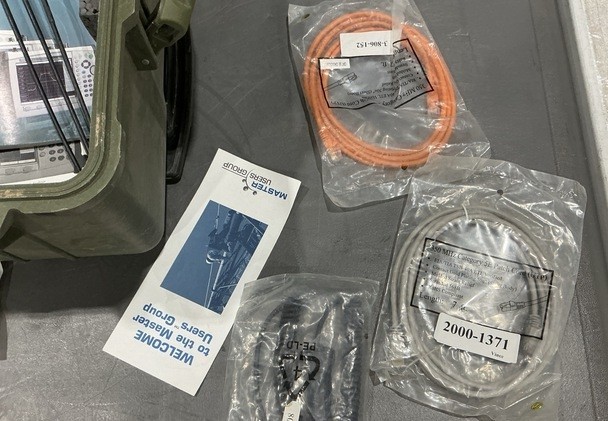 Anritsu MS2721B HandHeld Spectrum Master Analyzer w/ Tracking Generator MS2721