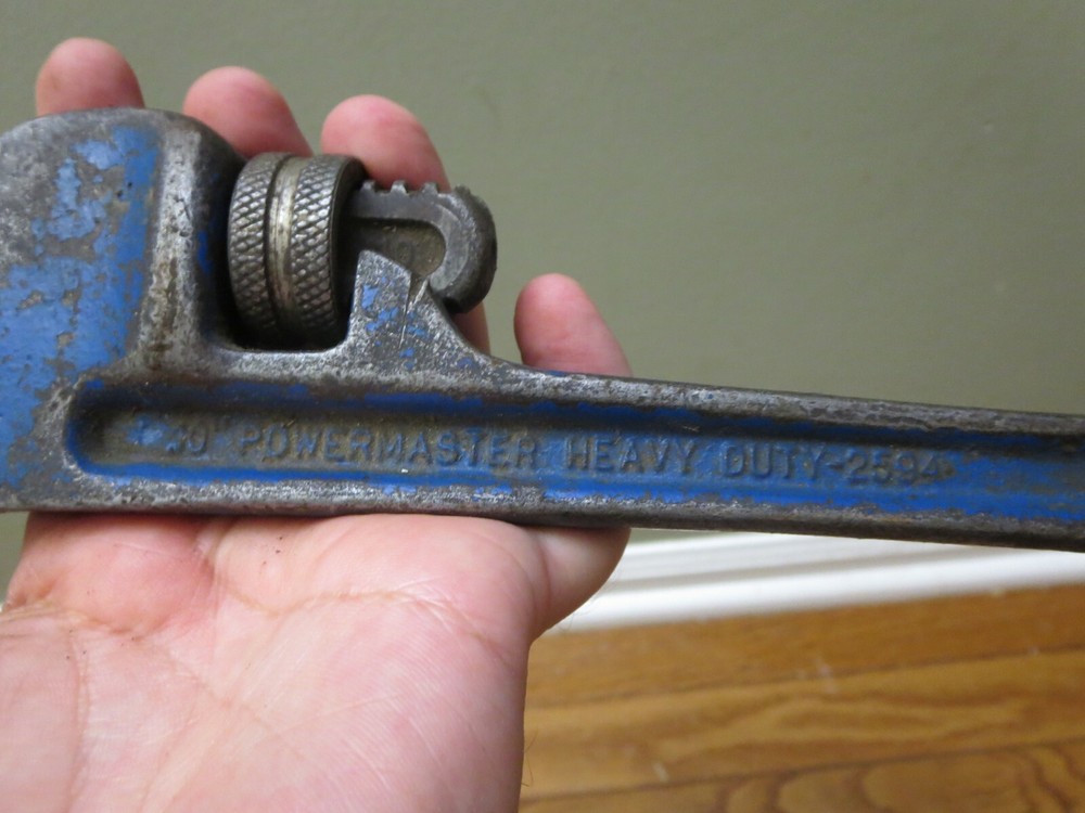 Powermaster 10" Drop Forged Pipe Wrench "Spain" Blue Very Clean