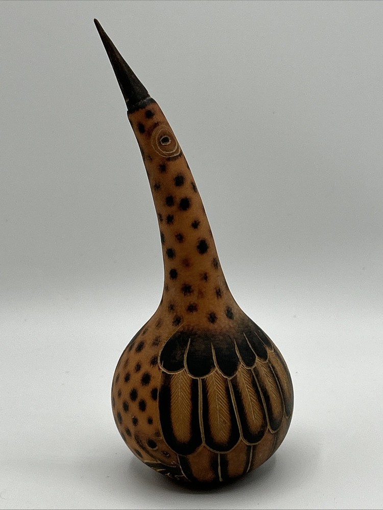 Hand Carved Peruvian Gourd Bird Primitive 6.5”