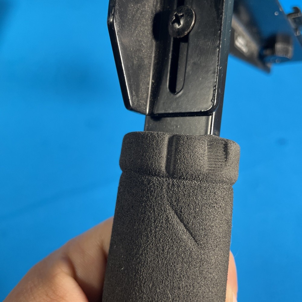 Vello CB-100 QuickDraw Rotating Flash Bracket Feels Solid! NICE