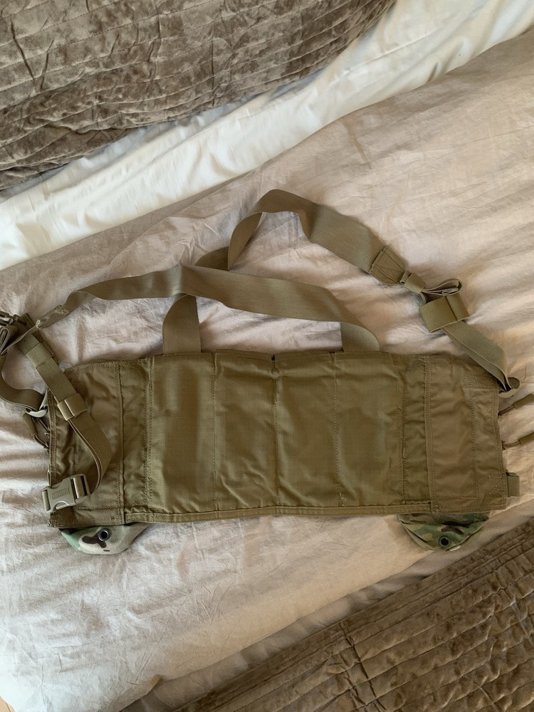 BLACKHAWK Chest Rig (custom)