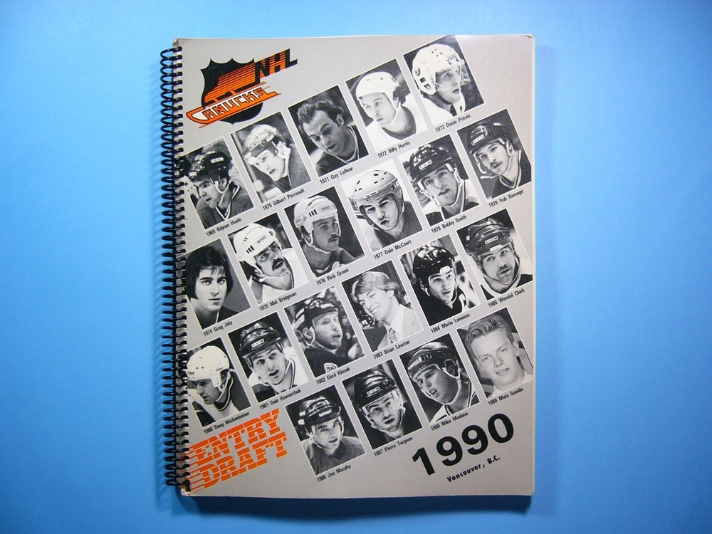 1990 NHL ENTRY DRAFT HOCKEY PROGRAM GUIDEBOOK VANCOUVER CANUCKS HOSTING SHARP!!