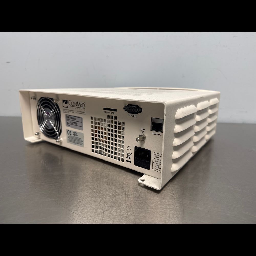 ConMed LS7700 Xenon Light Source