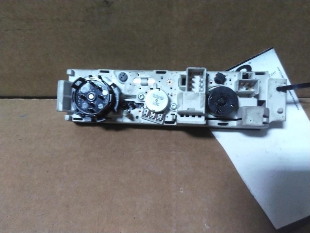 Replaces 2009 GMC C7500 TEMPERATURE CONTROL , IL