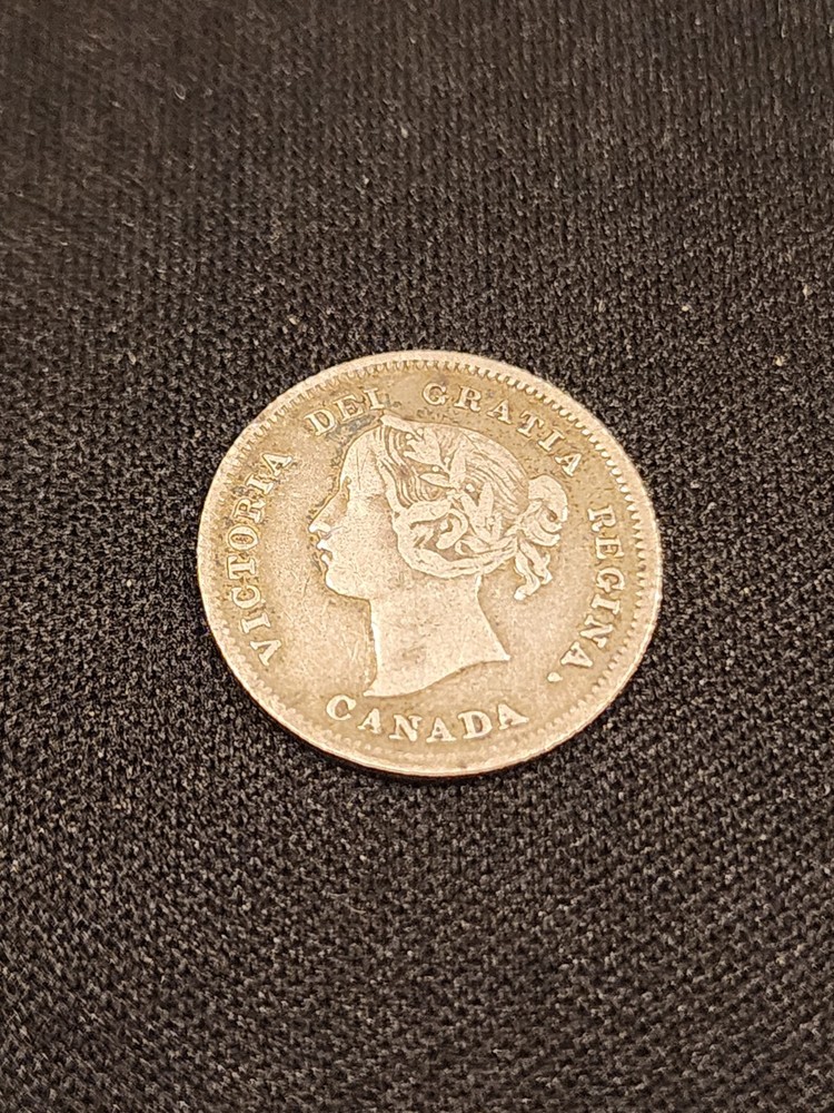 1900 Canada 5 Cents Round 0 Silver Coin