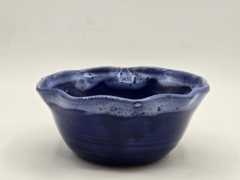 Apple Baker John Garrou Pottery Blue Ruffled Edges Central Core