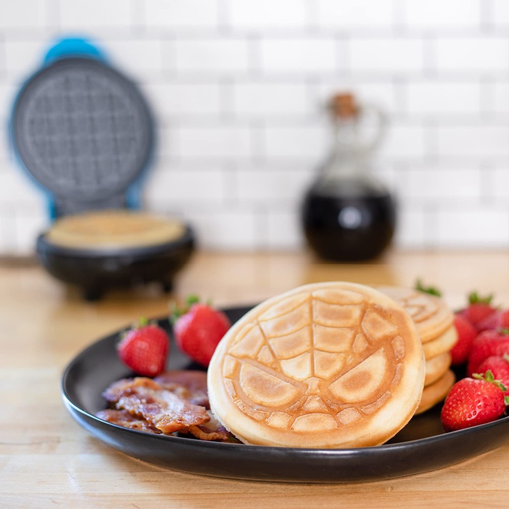 Marvel Spider-Man Mini Waffle Maker - Marvel Kitchen Appliance