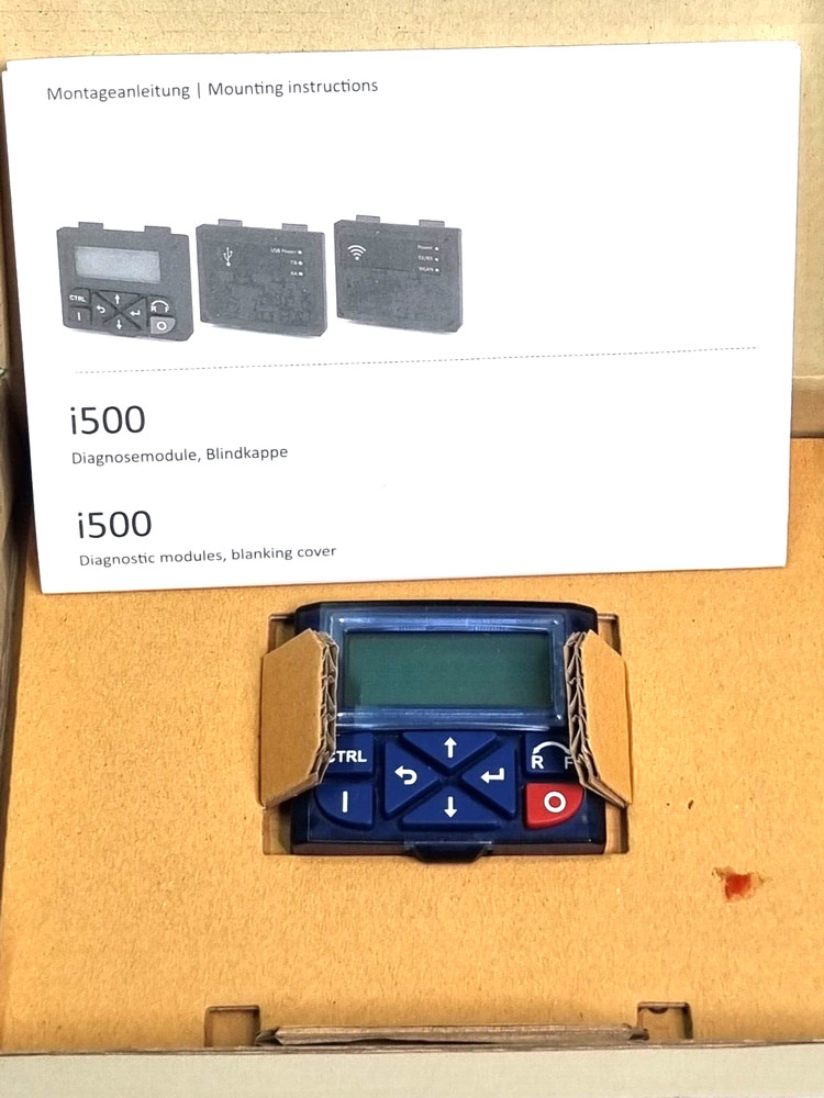 I5MADK0000000S | Lenze | Keypad Interface Module, I500 Keypad New.