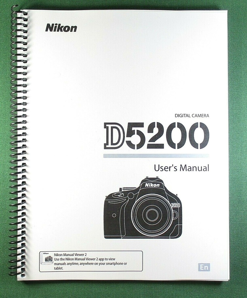 Nikon D5200 User's / Instruction Manual: 104 Pages & Protective Covers