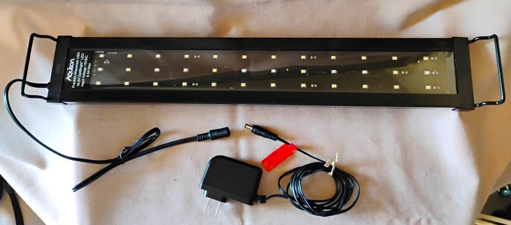 Aqueon Optibright LED Light 18-24" White/Red, Blue Modes