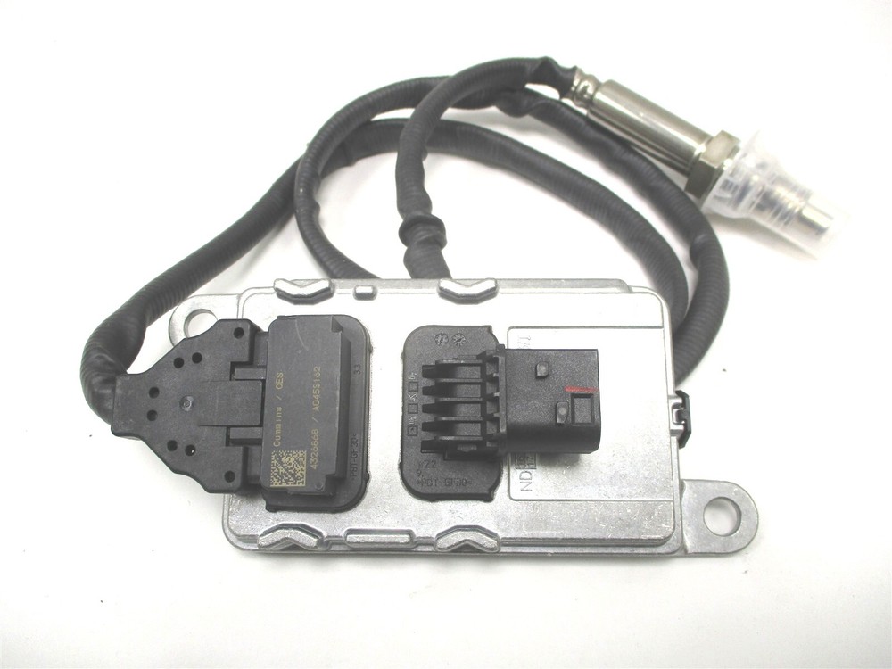 4326868RX GENUINE CUMMINS NOX NITROGEN OXIDE SENSOR 8.9L ISC/ISL 4326868
