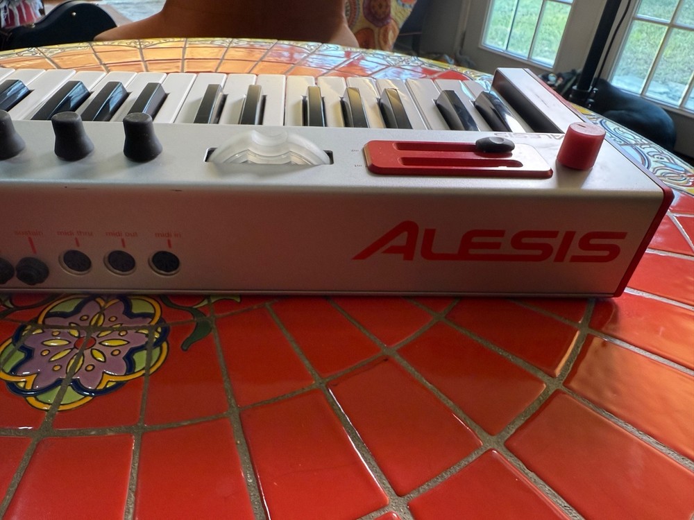 Alesis Micron 3 OSCs, 2 Filters, Drum Machine too!