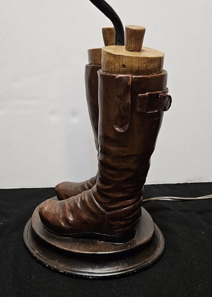 👢 LADIES BOOT LAMP Working Condition Slight Scuffs