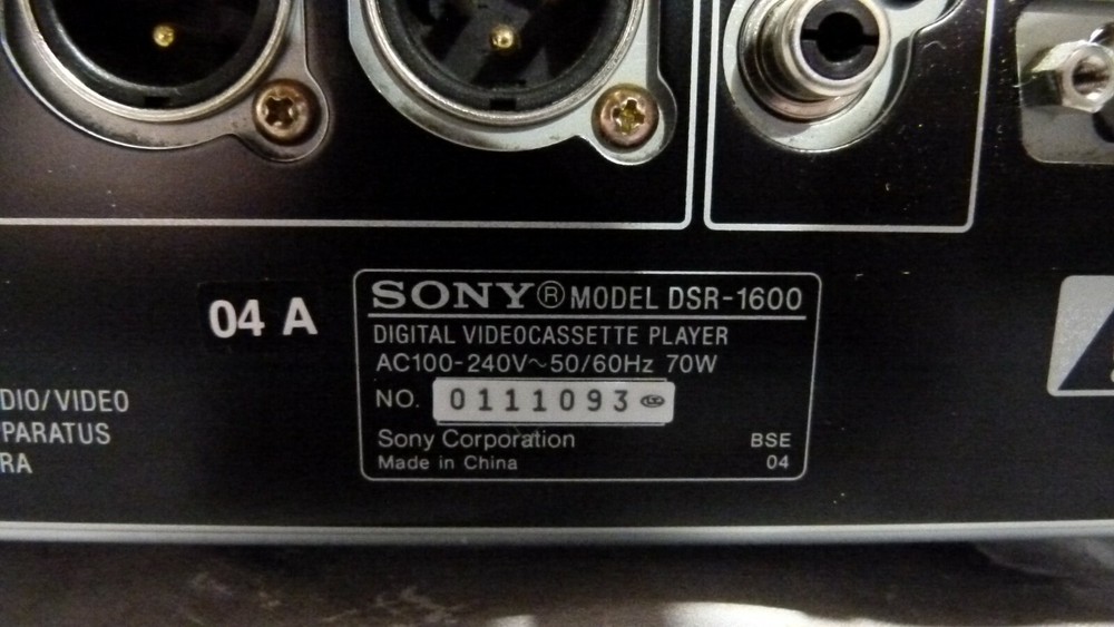 Sony Model DSR-1600 Digital Videocassette Palyer (#3)