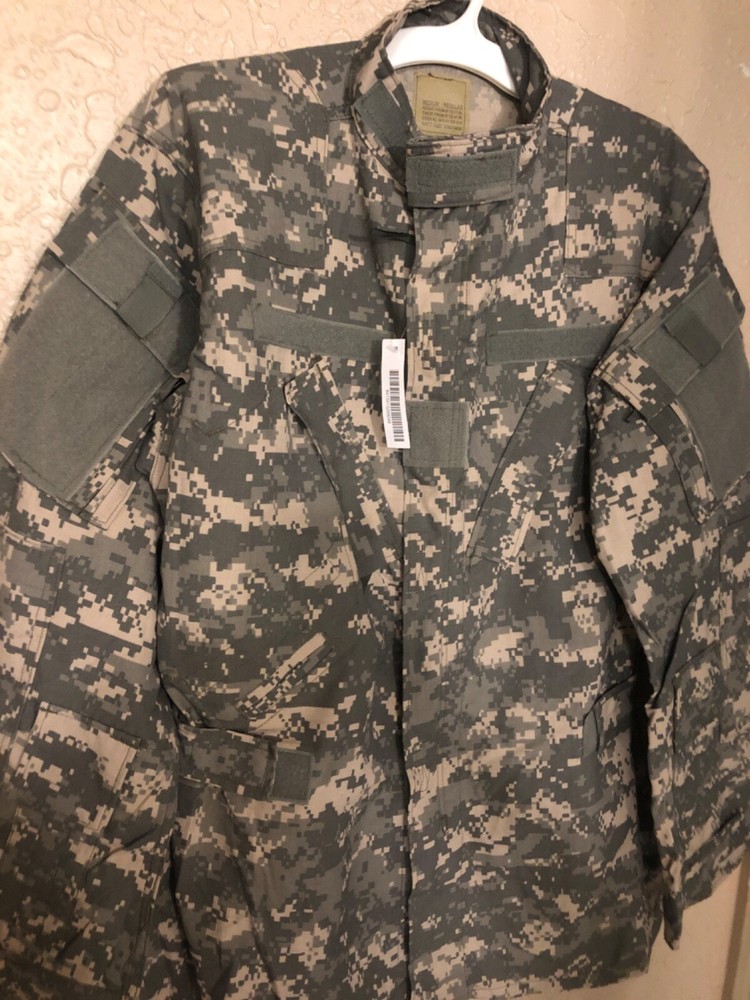 ACU AIRCREW COAT Size Medium /REGULAR DIGITAL NEW W/TAGS
