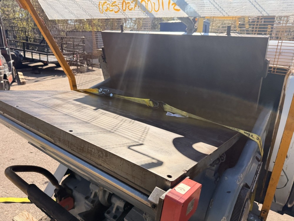 Imperia G. Rabolini Model : C 32x42 Clamshell