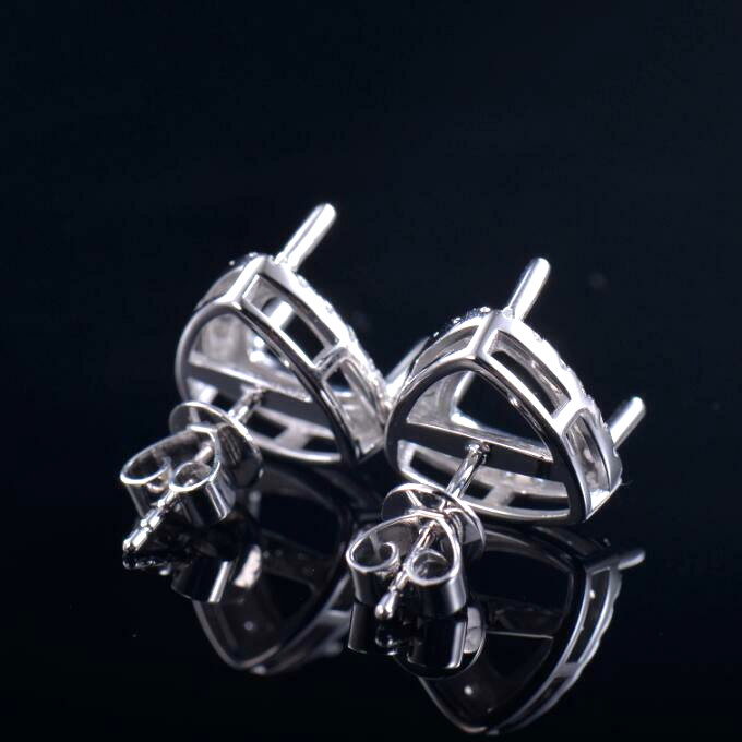 Natural Diamond Women Earrings Stud Setting Solid 14K White Gold Trillion 8×8MM
