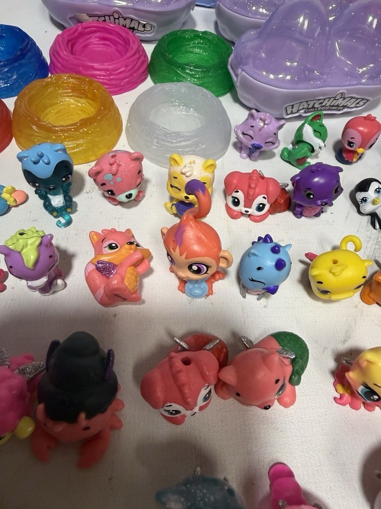 Hatchimals Lot Animals And Containers