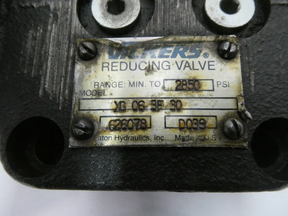 Vickers XG-06-3F-30 Reducing Valve