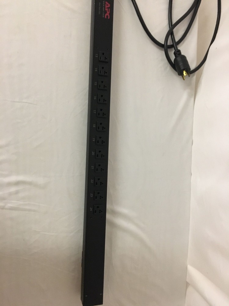 APC Basic Rack PDU Model AP7530 - Untested