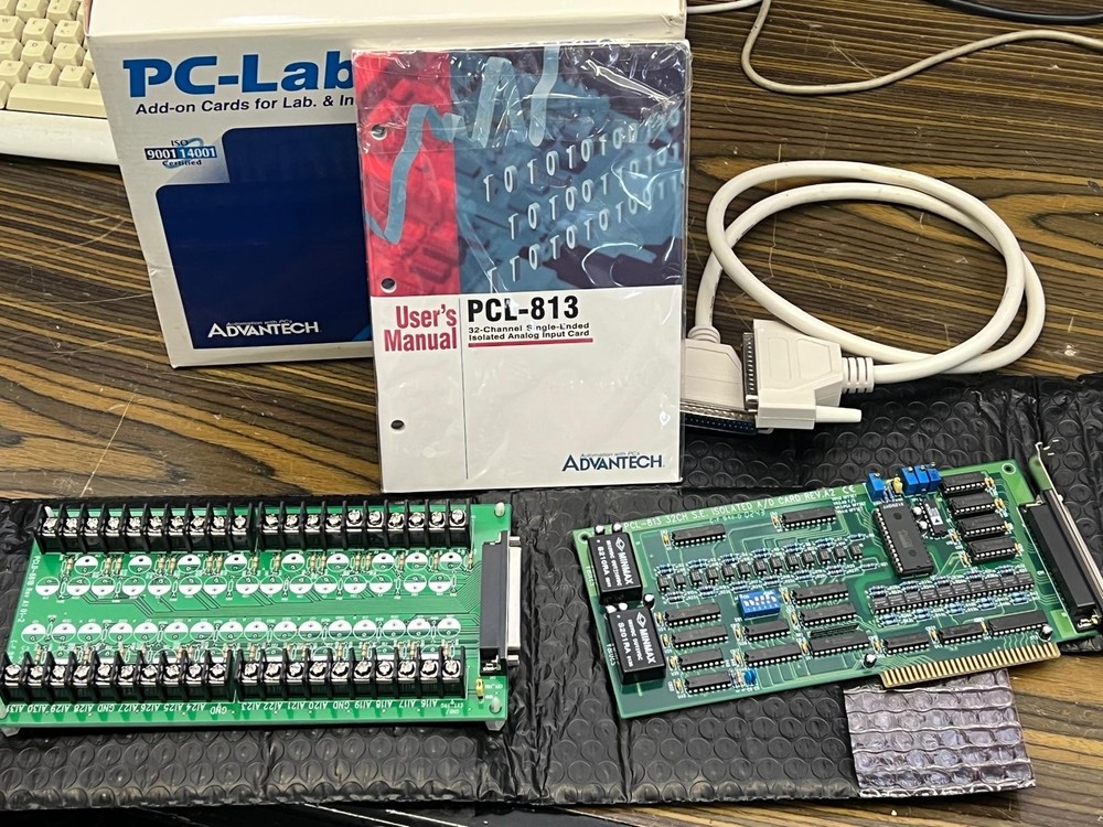 ADVANTECH PCL-813 + PCLD 881 INTERFACE CARD
