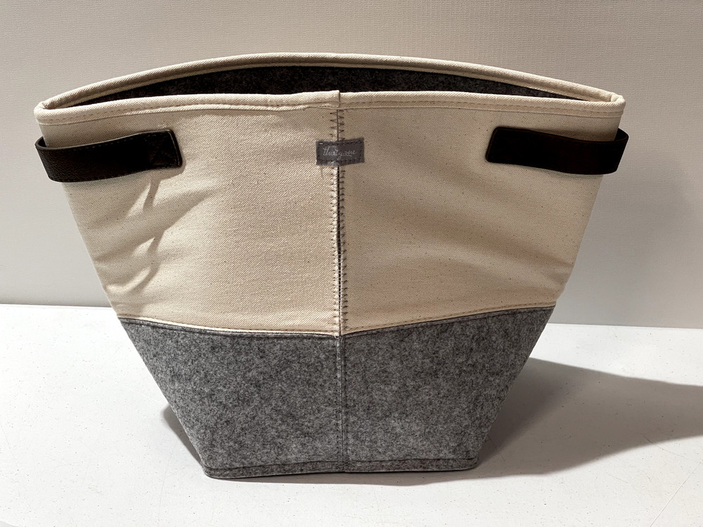 FELT STORAGE BIN NATURAL W/ BRUSHED WHISPER GREY - AH64 NEW