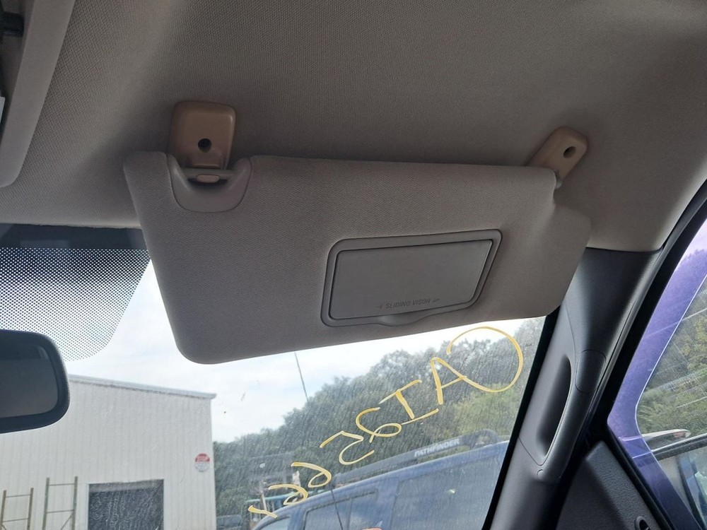 F150 2010 Glove Box 4798640