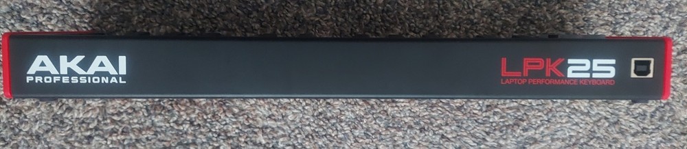 Akai Professional LPK25 mk2 USB-MIDI Controller Keyboard, w/ Case