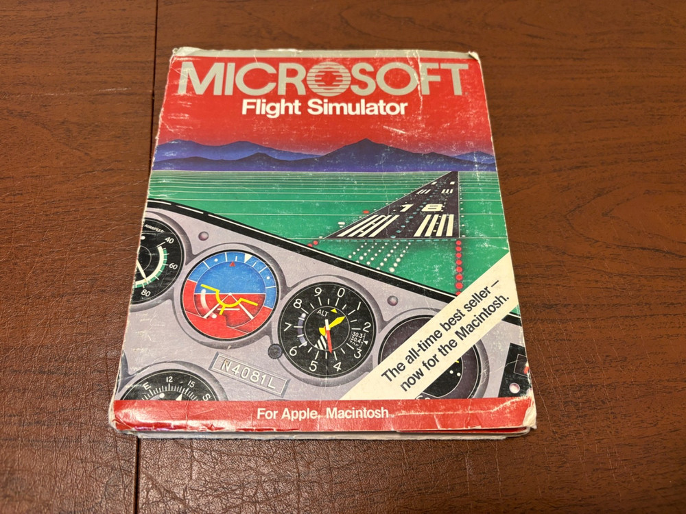 Microsoft Flight Simulator - Macintosh Floppy Vintage Game - Tested & Working